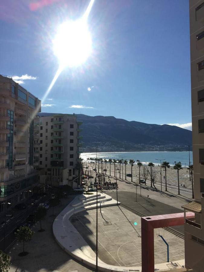 Mimi'S Beach Apartment Влёра Экстерьер фото